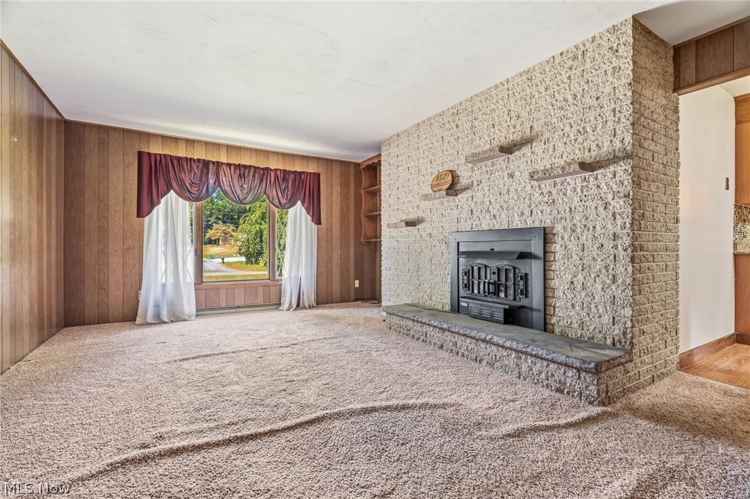 1129 Oak Tree Road Akron OH 44320