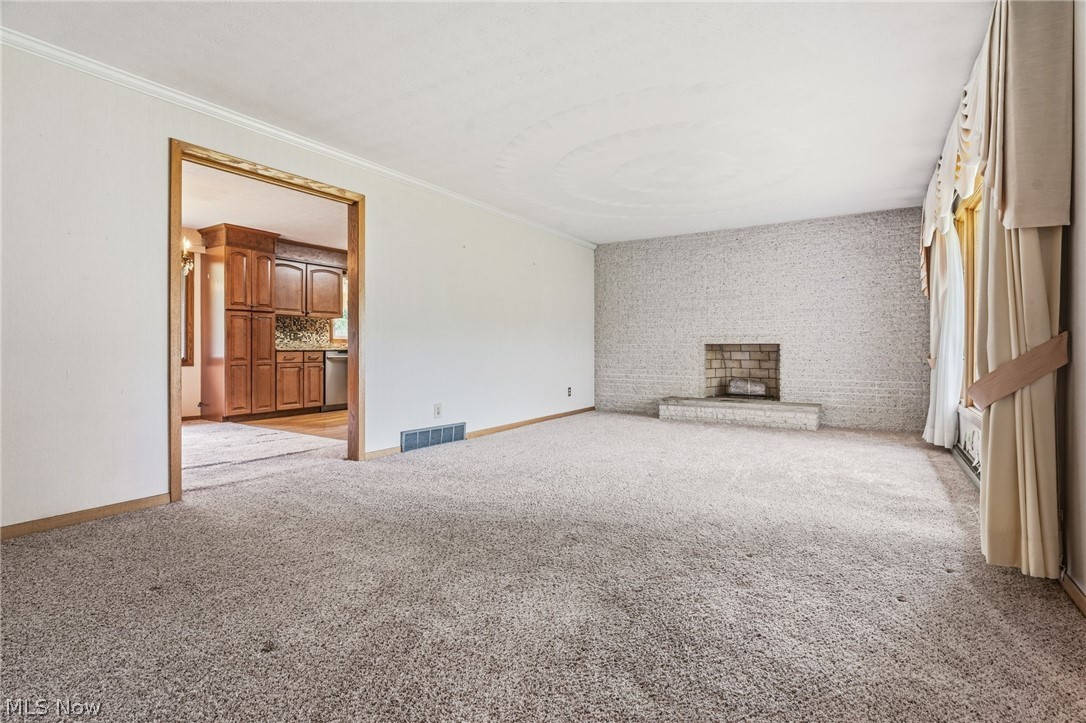 1129 Oak Tree Road Akron OH 44320