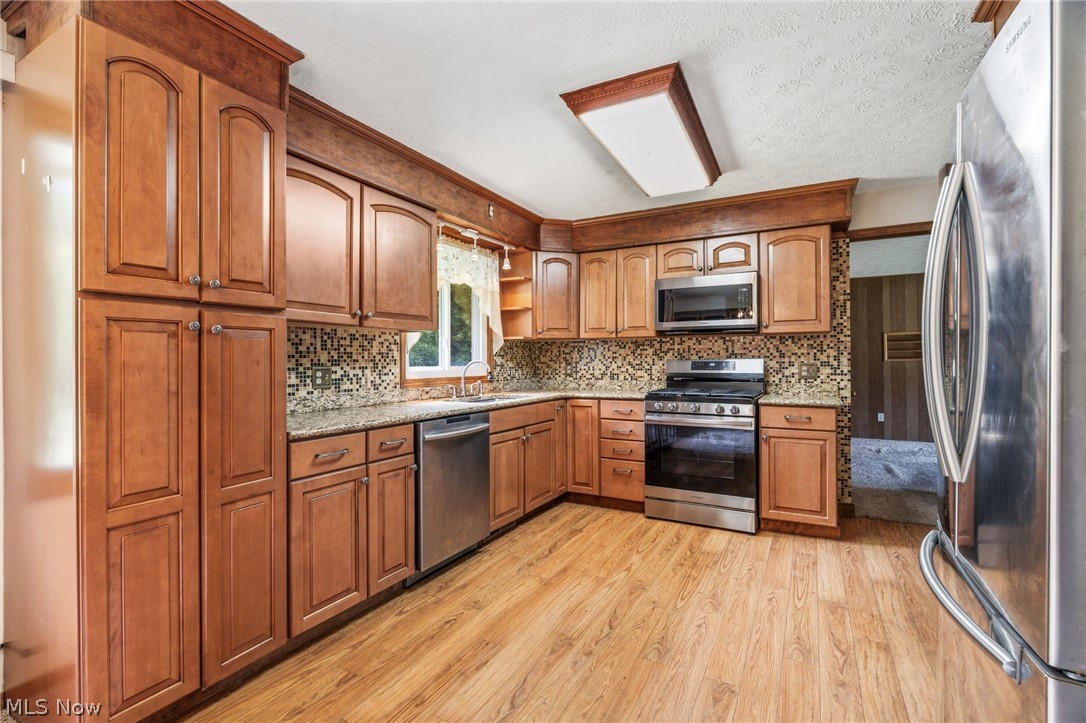 1129 Oak Tree Road Akron OH 44320