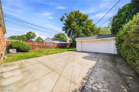 1613 Temple Avenue Mayfield Heights OH 44124