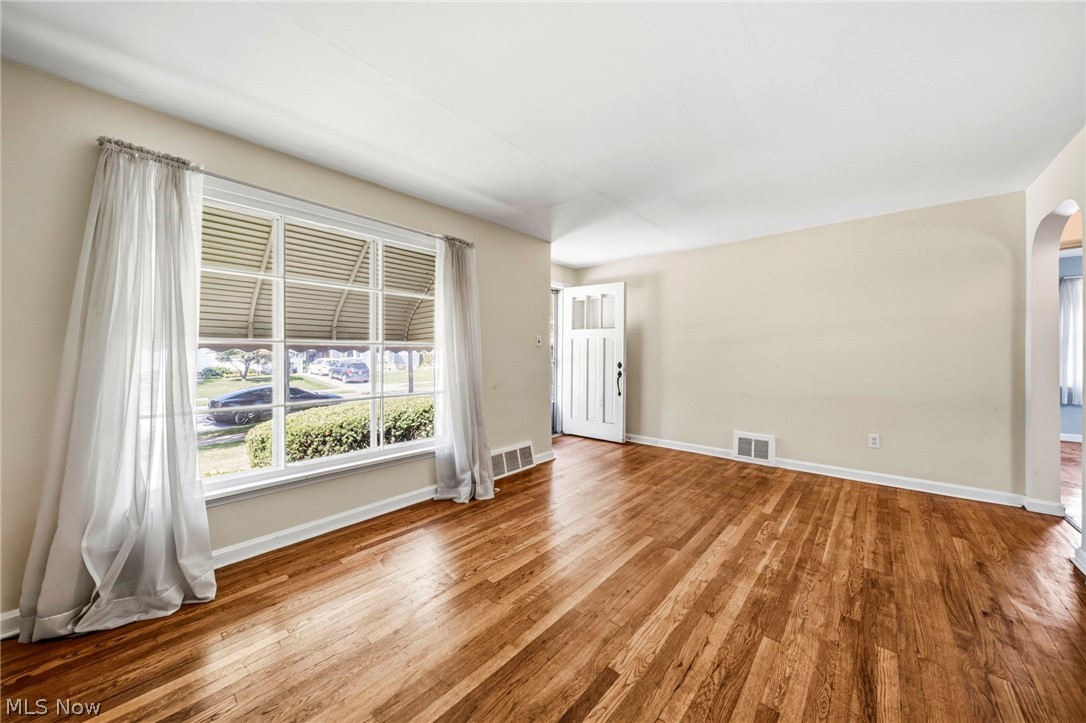 1613 Temple Avenue Mayfield Heights OH 44124