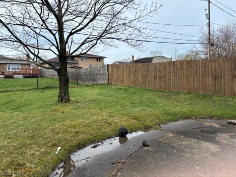 2777 Friar Drive Parma OH 44134