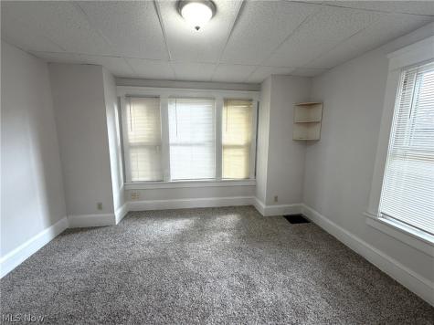 527 Columbus Avenue NW Canton OH 44708