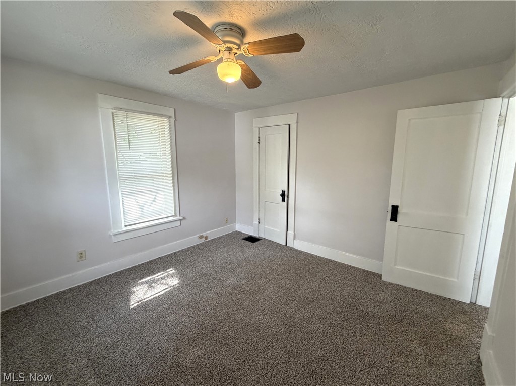527 Columbus Avenue NW Canton OH 44708