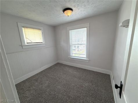 527 Columbus Avenue NW Canton OH 44708