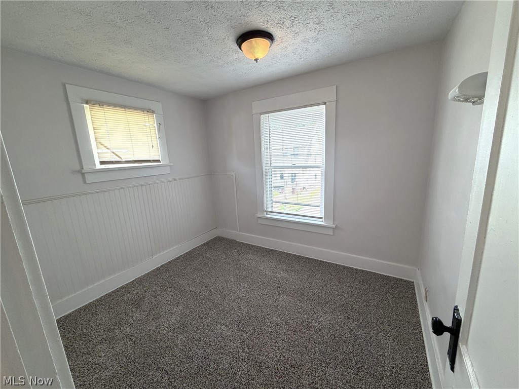 527 Columbus Avenue NW Canton OH 44708
