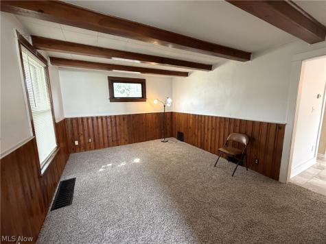527 Columbus Avenue NW Canton OH 44708
