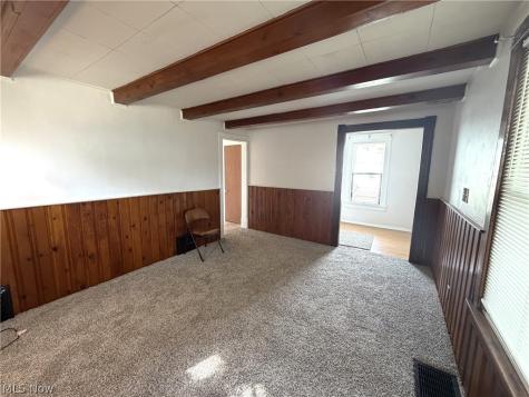 527 Columbus Avenue NW Canton OH 44708