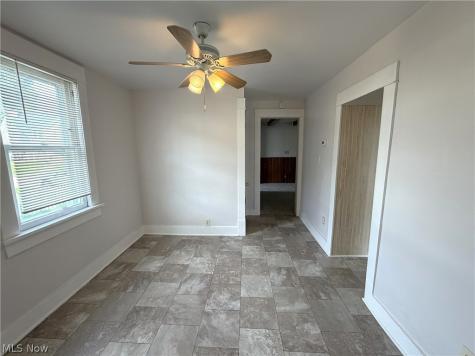 527 Columbus Avenue NW Canton OH 44708
