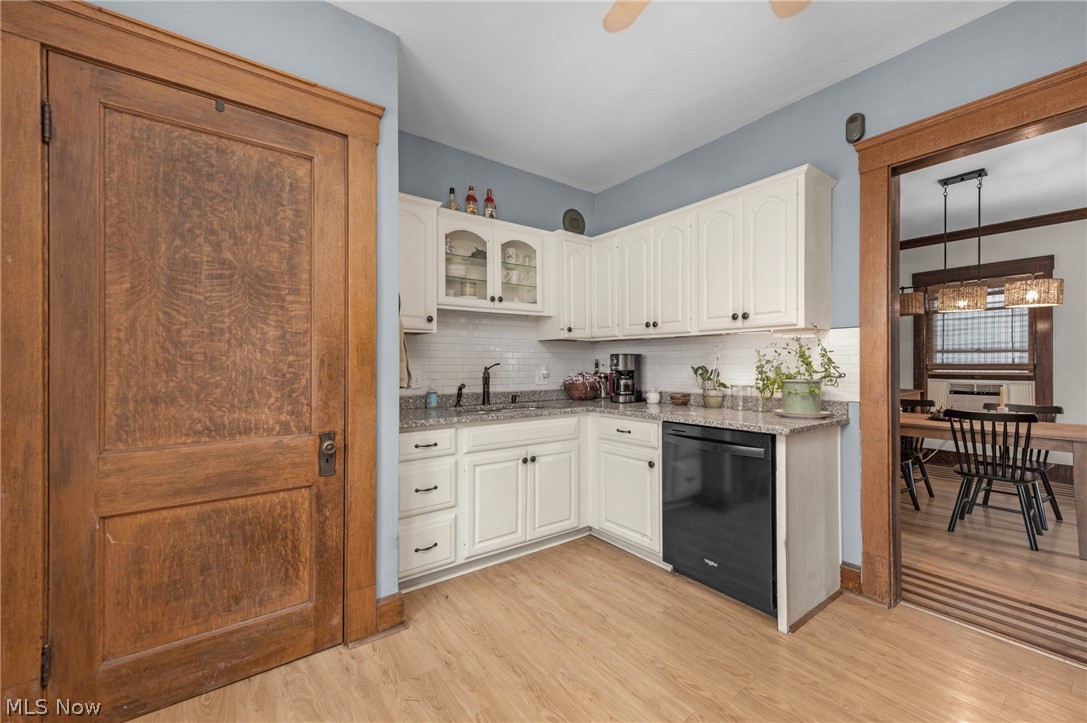 1298 Jackson Avenue Lakewood OH 44107