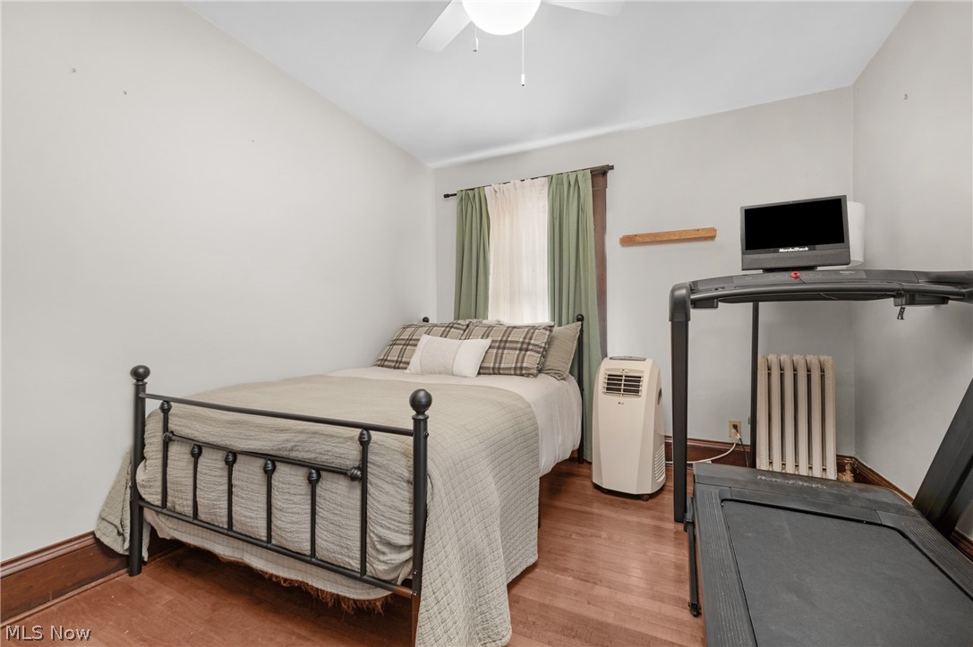 1298 Jackson Avenue Lakewood OH 44107