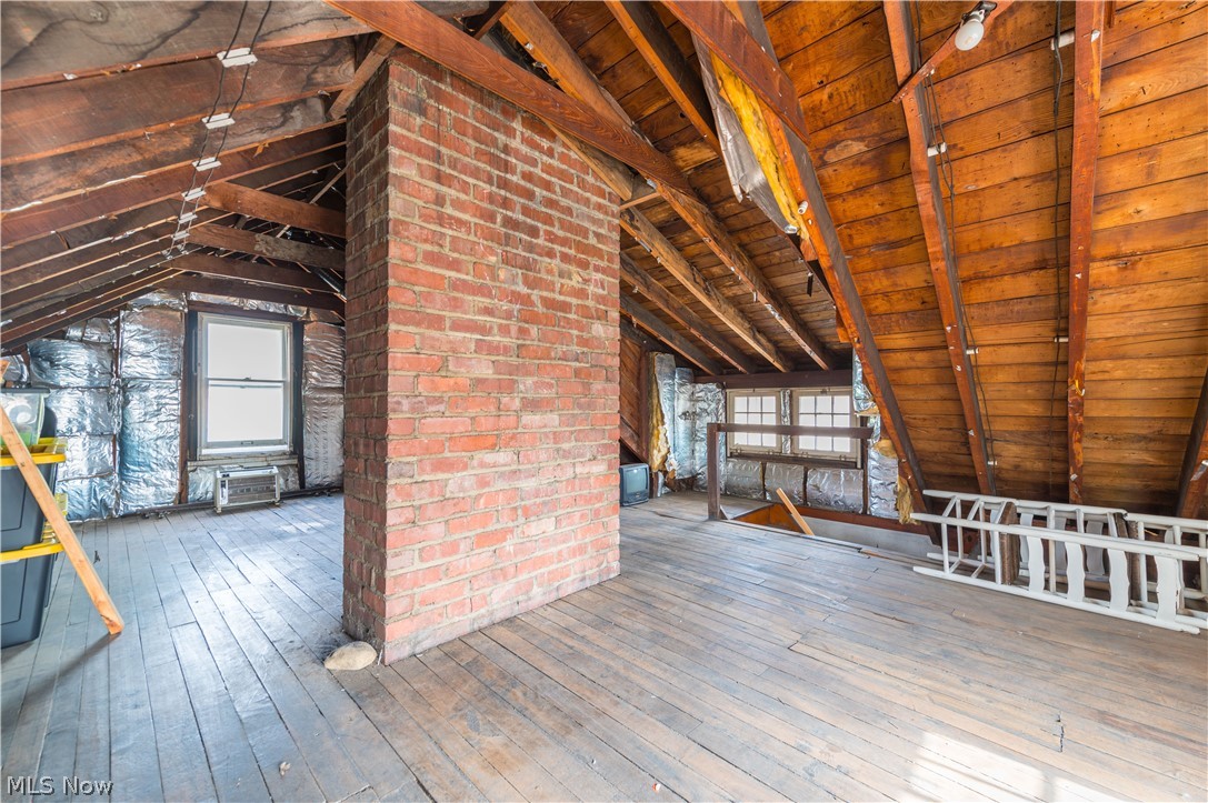 1298 Jackson Avenue Lakewood OH 44107