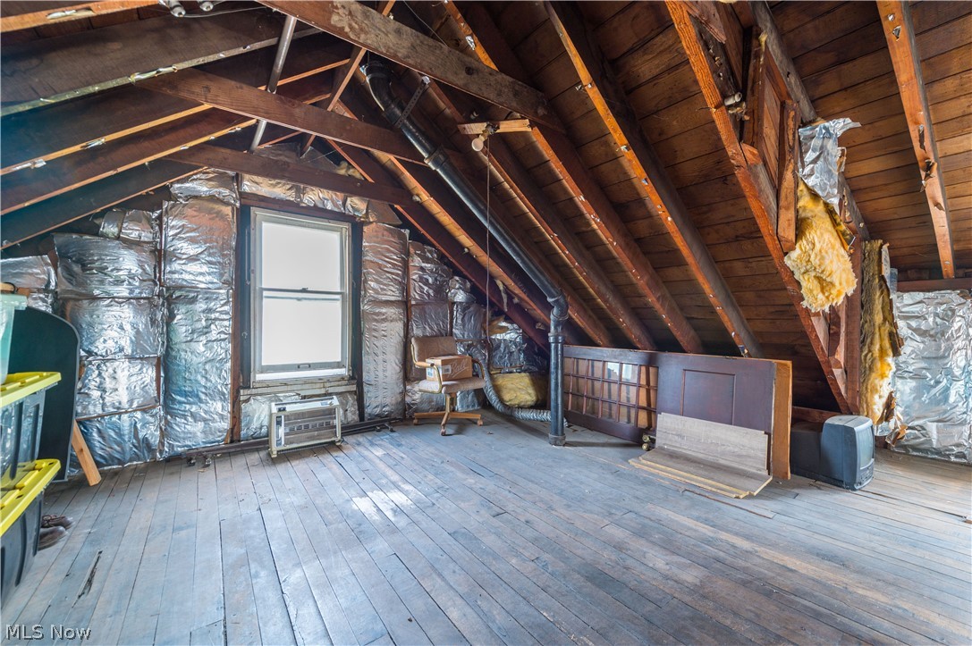 1298 Jackson Avenue Lakewood OH 44107