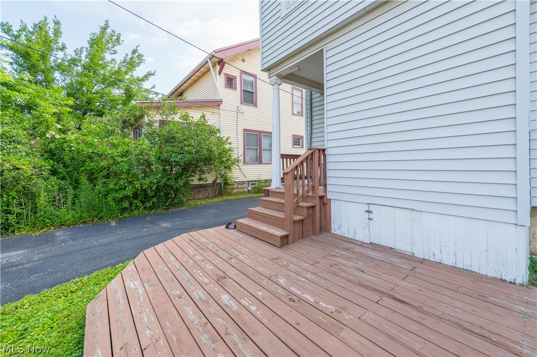 1298 Jackson Avenue Lakewood OH 44107