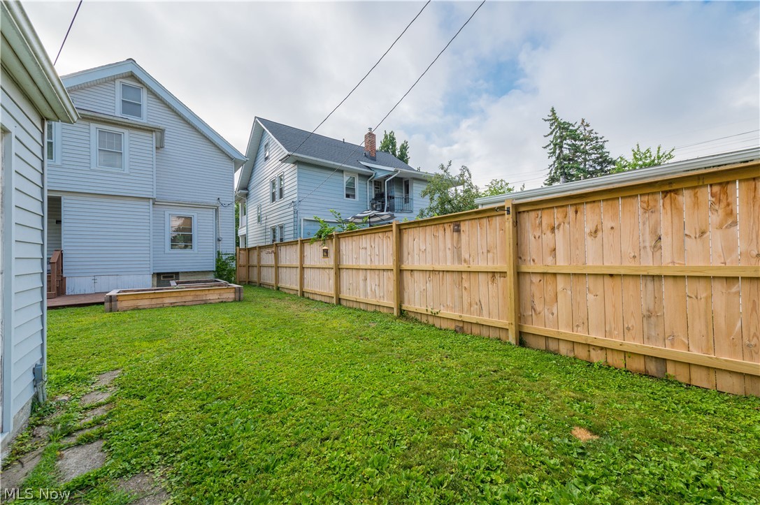 1298 Jackson Avenue Lakewood OH 44107