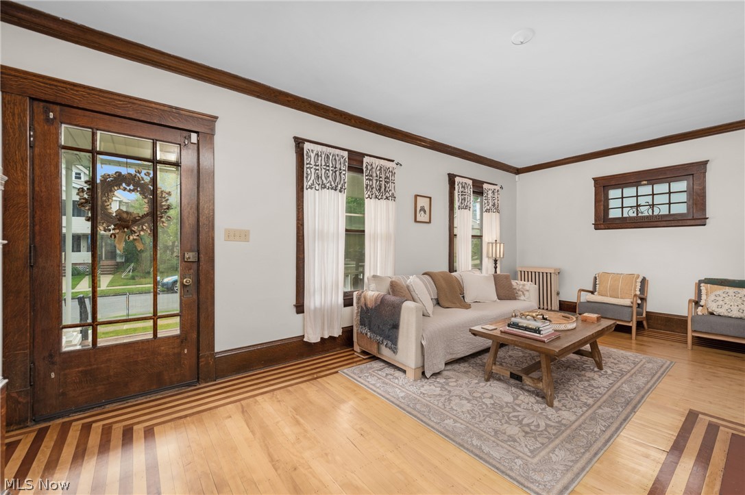 1298 Jackson Avenue Lakewood OH 44107
