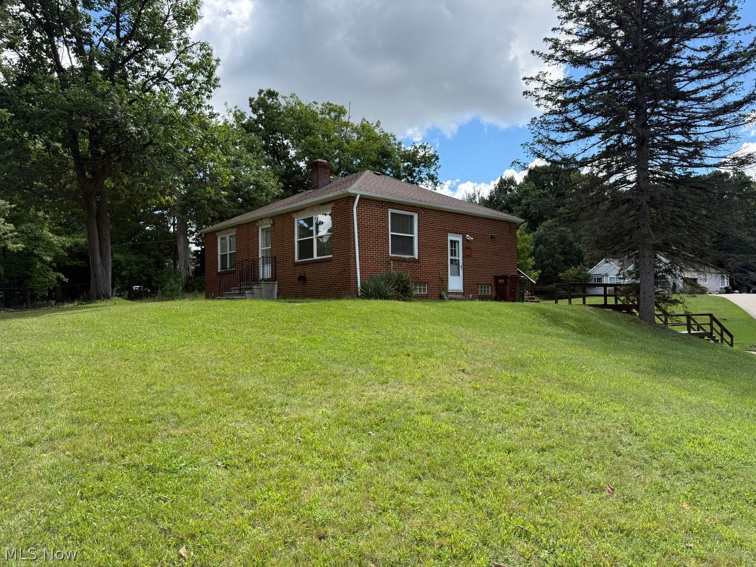 6311 W Pleasant Valley Road Parma OH 44129