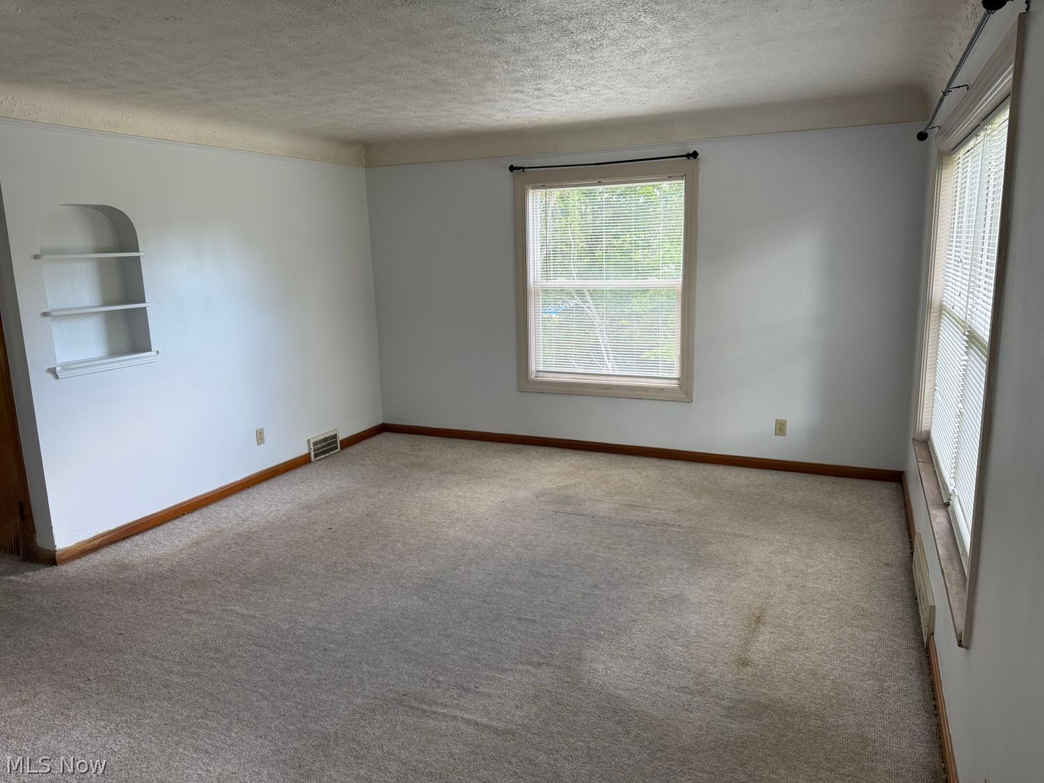 6311 W Pleasant Valley Road Parma OH 44129