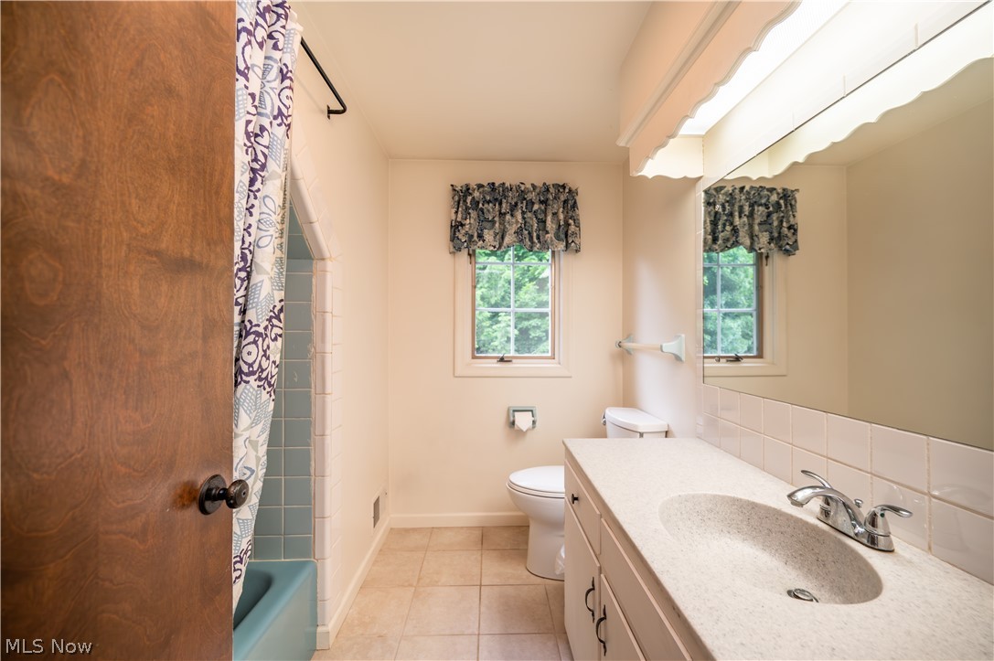 509 Sugar Camp Drive East Palestine OH 44413
