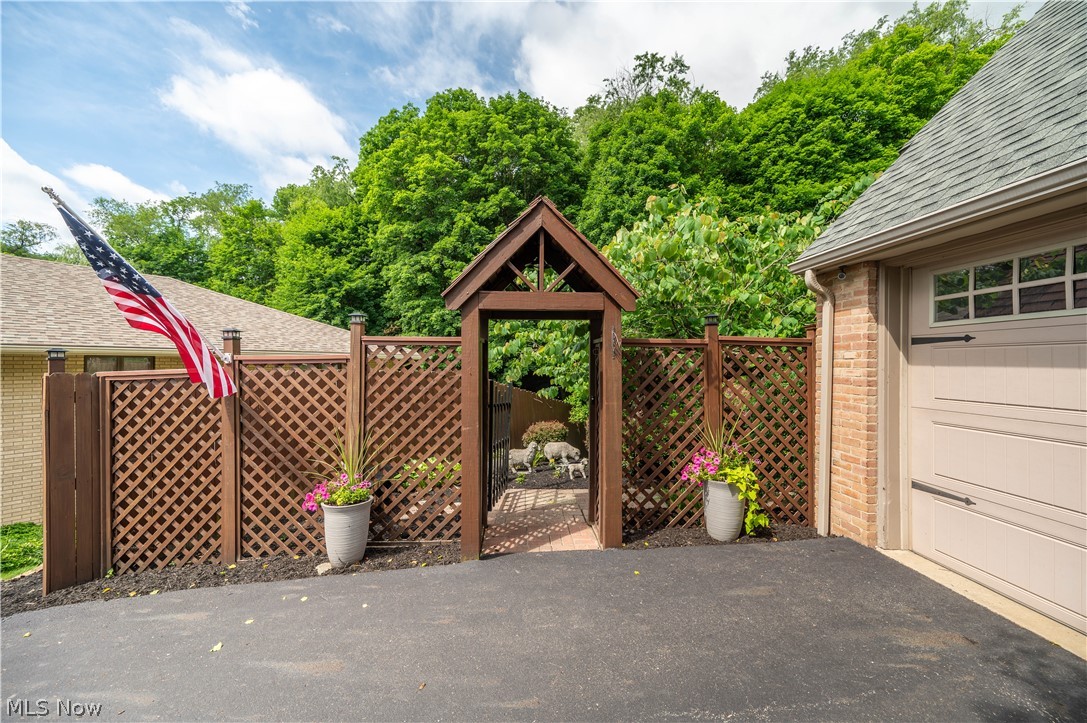 509 Sugar Camp Drive East Palestine OH 44413