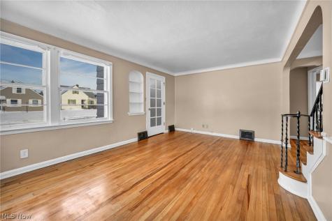 21202 Gardenview Drive Maple Heights OH 44137