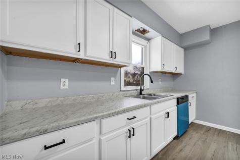 2153 W 106th Street Cleveland OH 44102