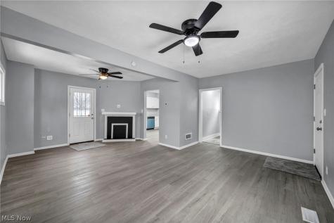 2153 W 106th Street Cleveland OH 44102