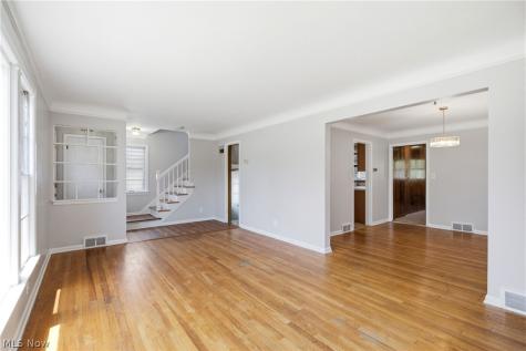 4115 Charlton Road South Euclid OH 44121