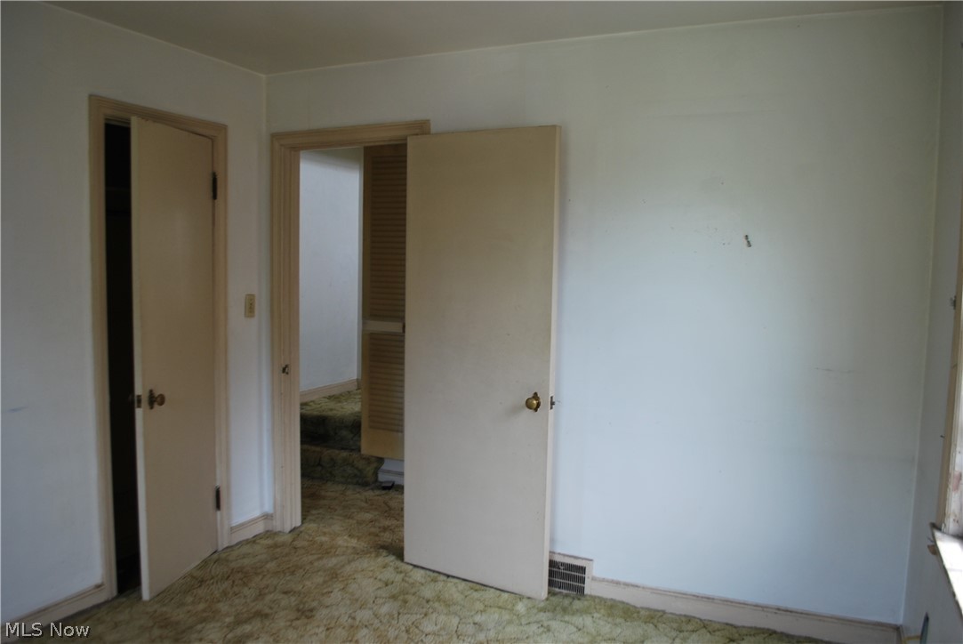 3715 Strathavon Road Shaker Heights OH 44120