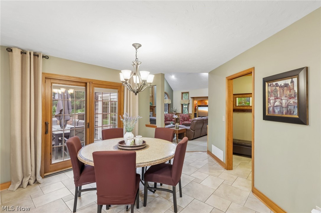 3179 Royal Oak Court Westlake OH 44145