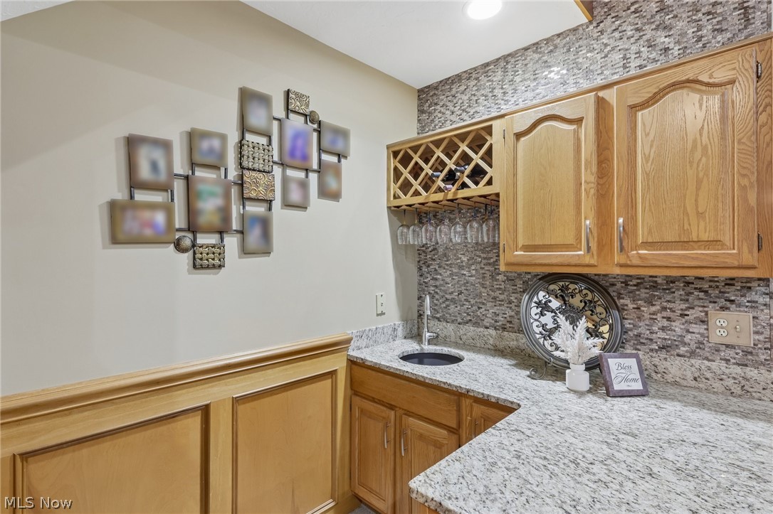 3179 Royal Oak Court Westlake OH 44145