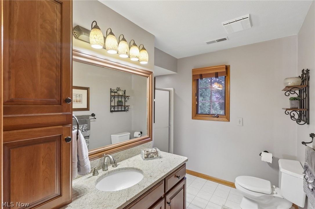 3179 Royal Oak Court Westlake OH 44145