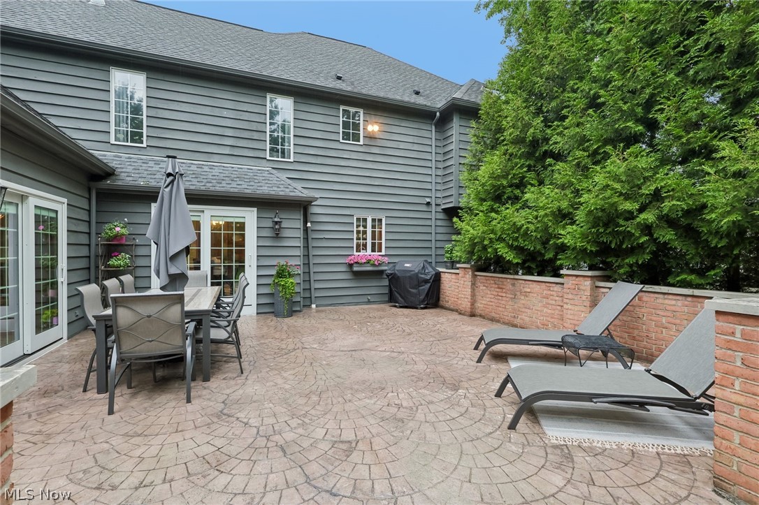 3179 Royal Oak Court Westlake OH 44145