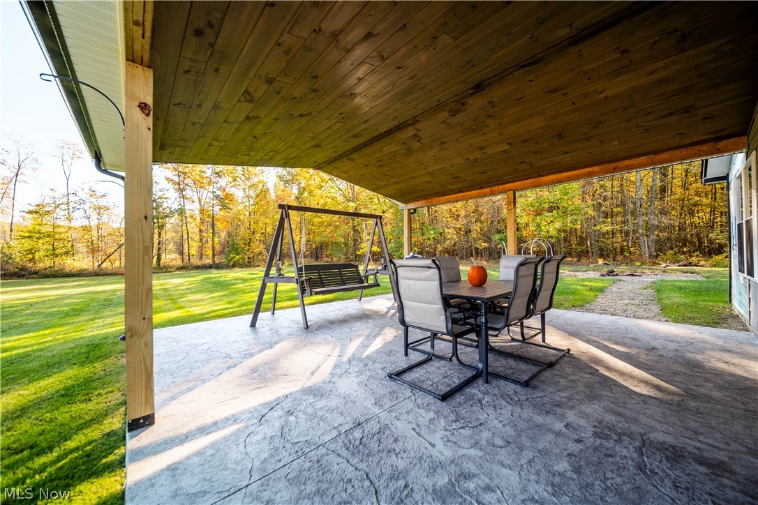 6988 North Park Road Bristolville OH 44402
