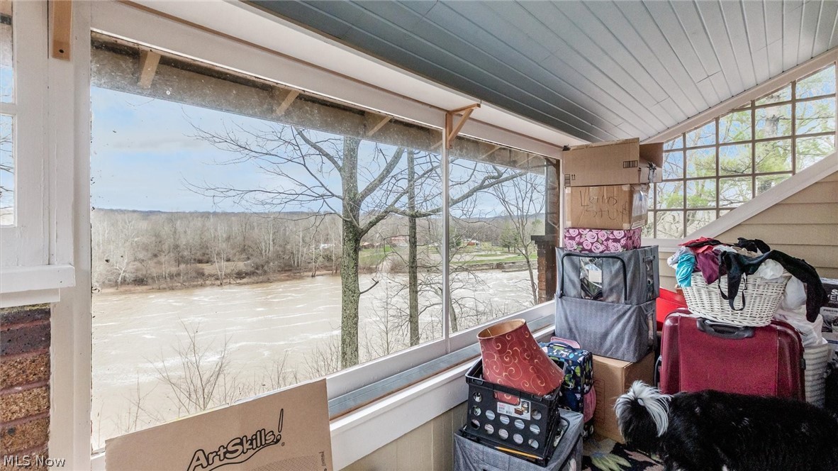 6405 N River Road Zanesville OH 43701