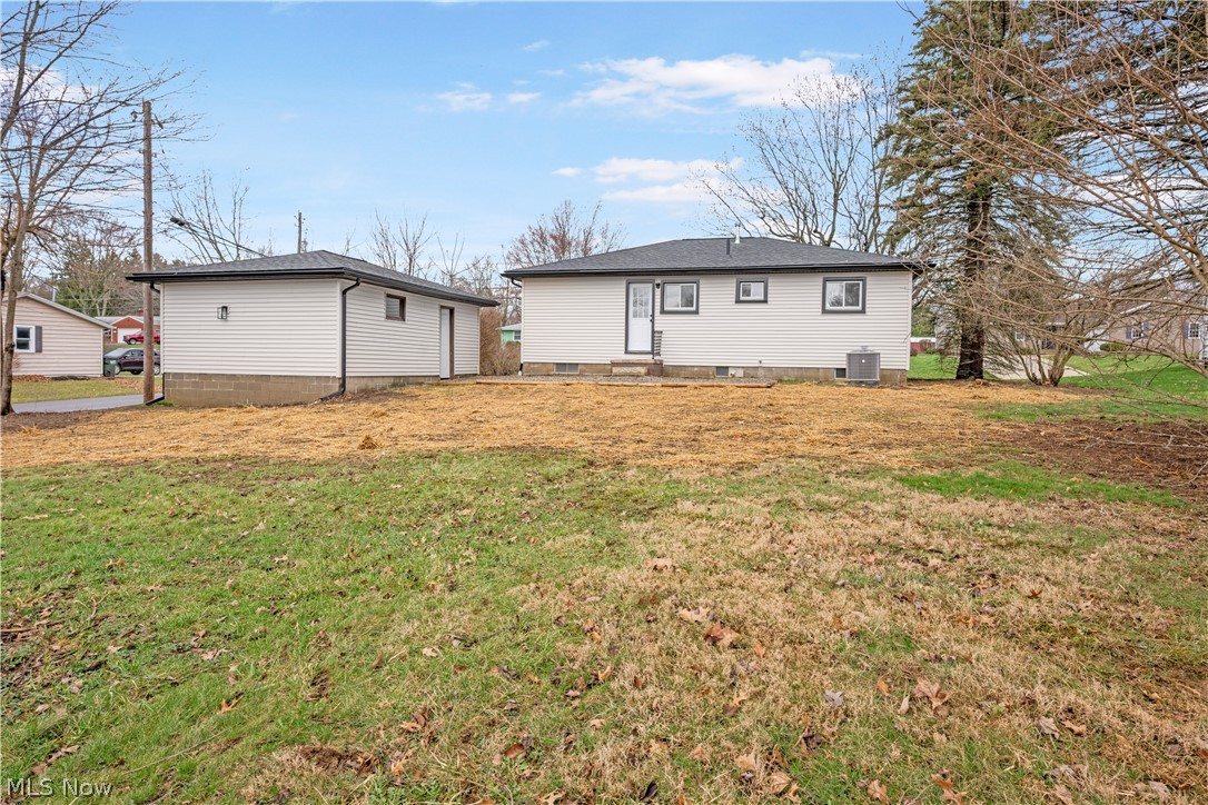 1833 Carlene Avenue SW Massillon OH 44647