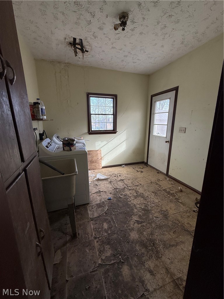 116 5th Avenue Chardon OH 44024