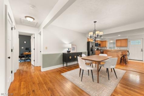 577 Canterbury Road Bay Village OH 44140
