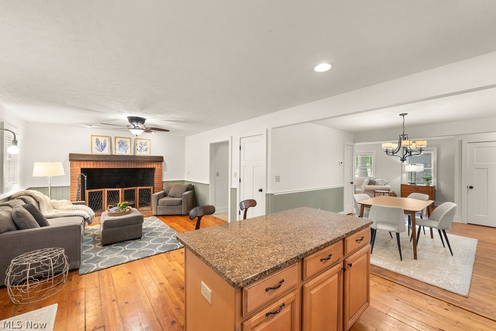 577 Canterbury Road Bay Village OH 44140