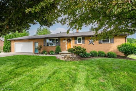 4154 Richmont Street SW Navarre OH 44662