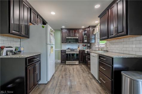 4154 Richmont Street SW Navarre OH 44662