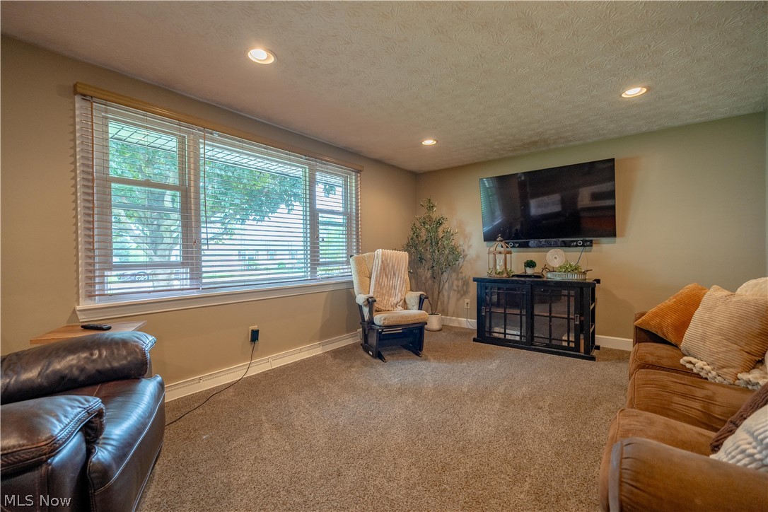4154 Richmont Street SW Navarre OH 44662