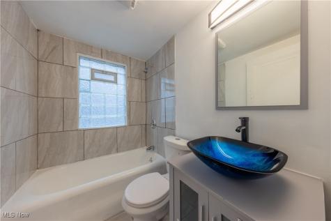 3731 W 135th Street Cleveland OH 44111