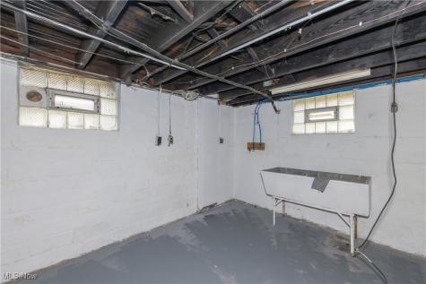 3731 W 135th Street Cleveland OH 44111