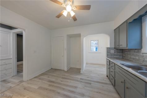 3731 W 135th Street Cleveland OH 44111