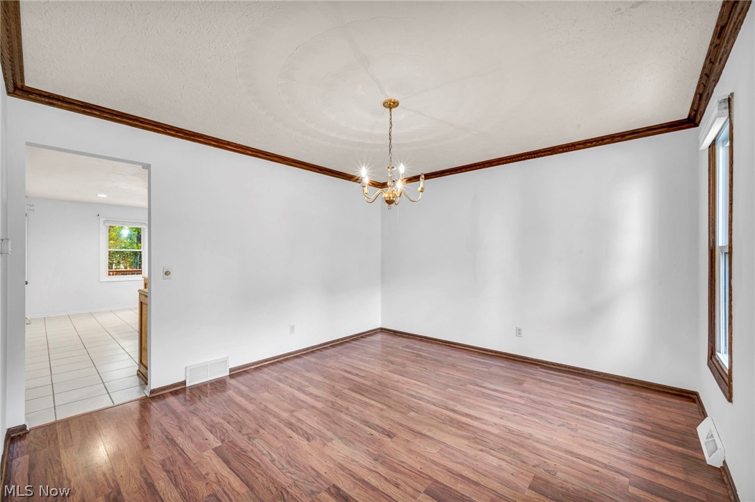 2615 Country Squire Street NW Uniontown OH 44685