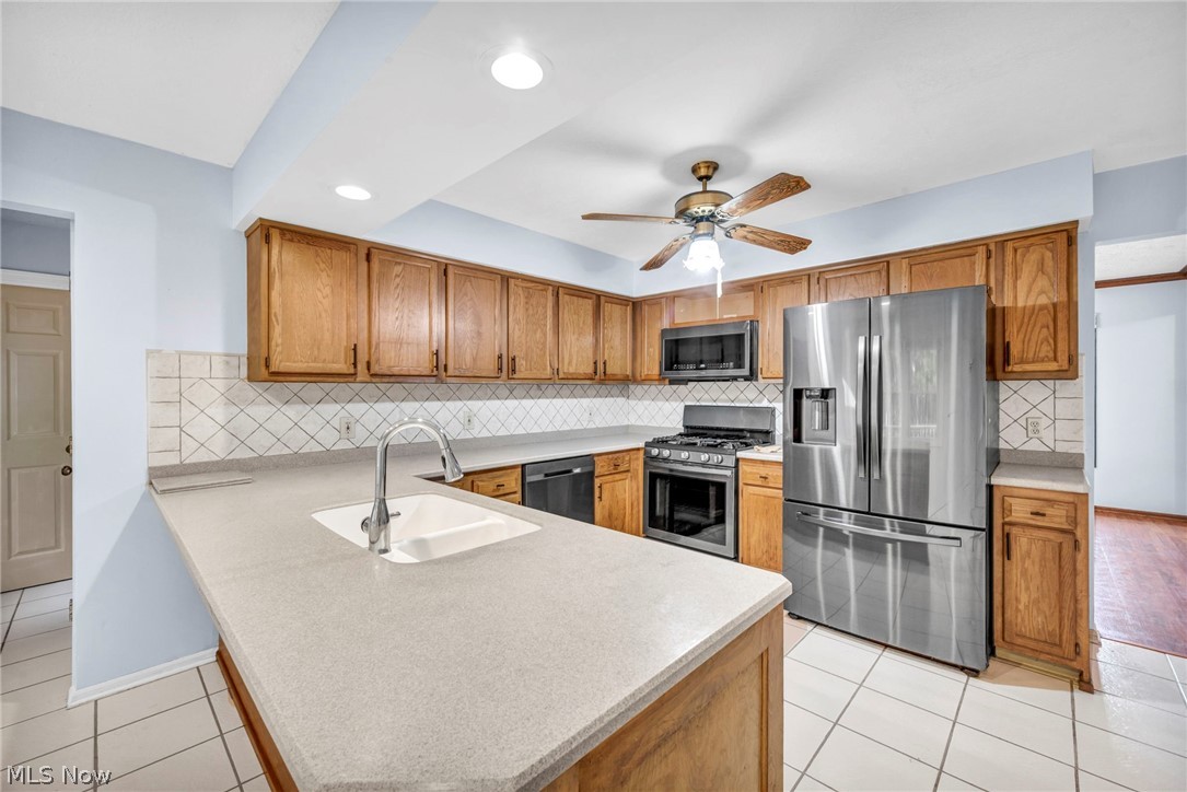 2615 Country Squire Street NW Uniontown OH 44685