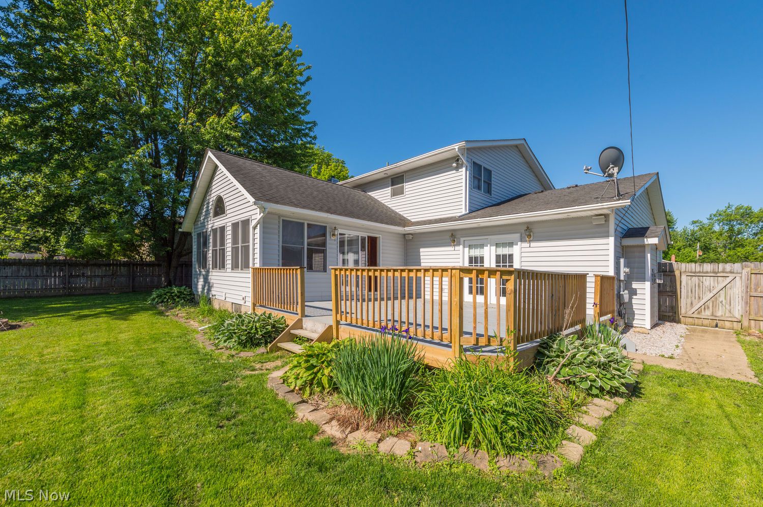 16221 Windsor Drive Strongsville OH 44136
