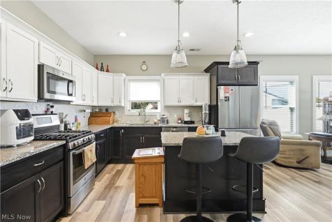 421 Northwoods Avenue Wellington OH 44090