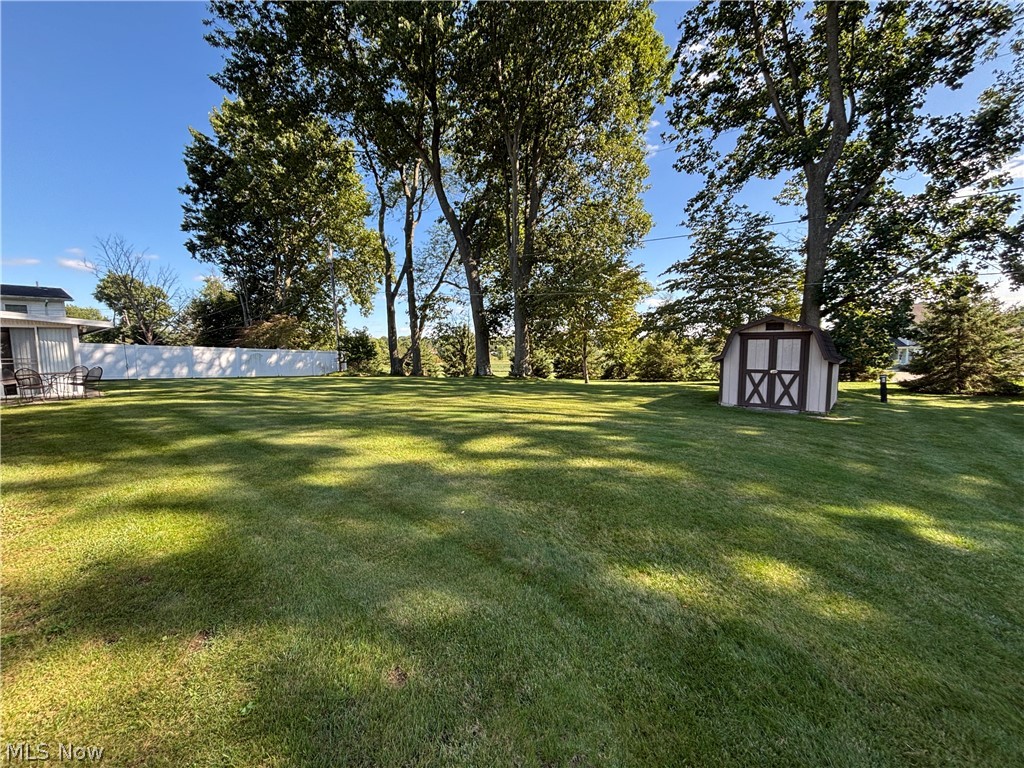 2014 Hillocke Street Louisville OH 44641